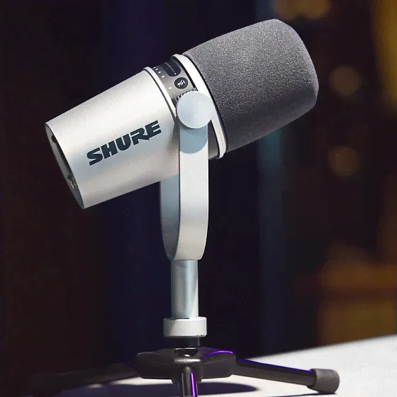 Shure MV7 Silver-0