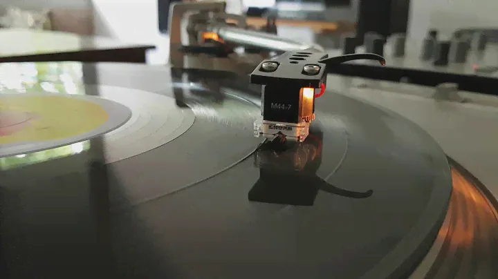 shure m44-7 vs ortofon m2 blue